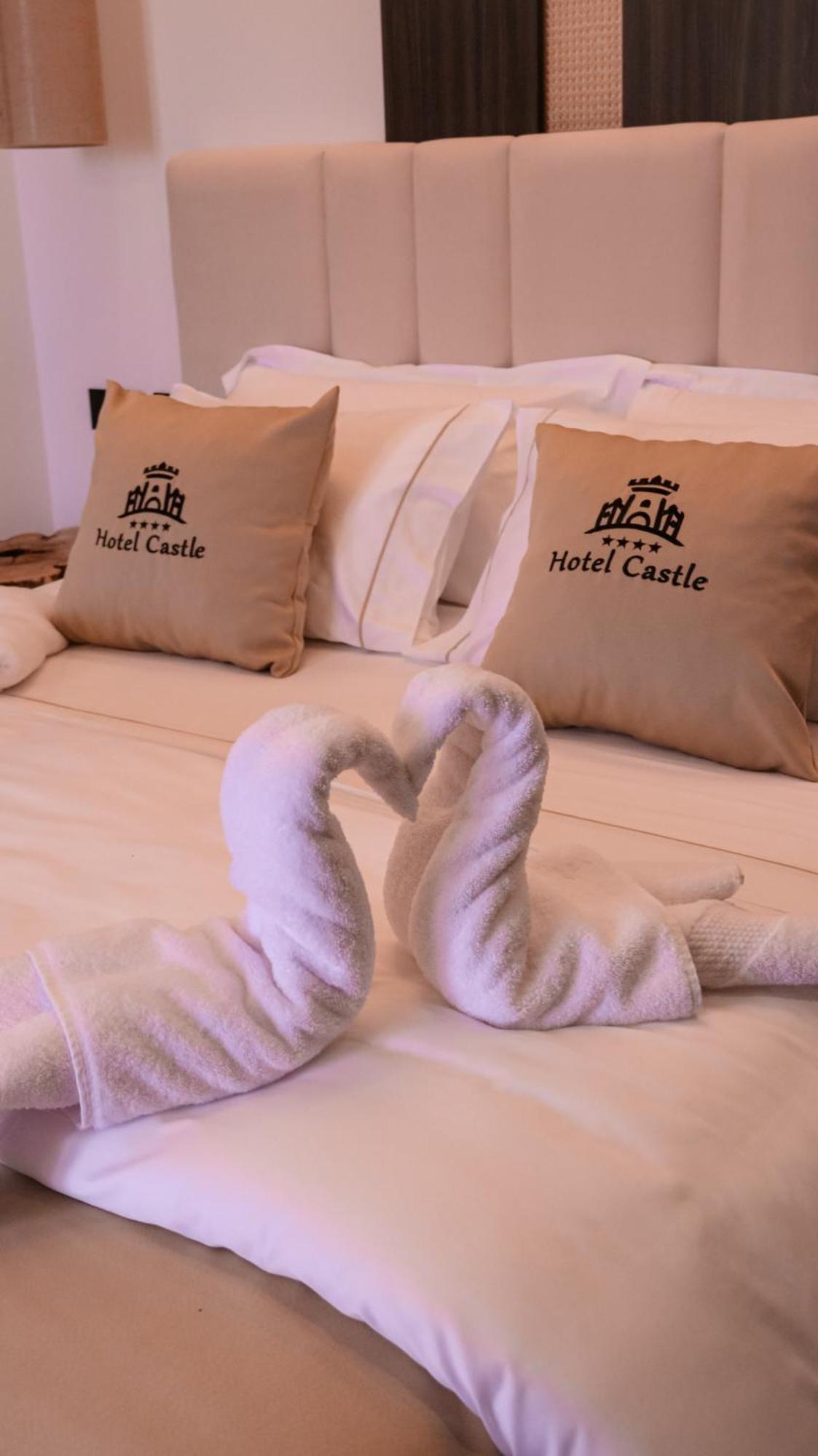Hotel Castle Εξαμίλιο Εξωτερικό φωτογραφία
