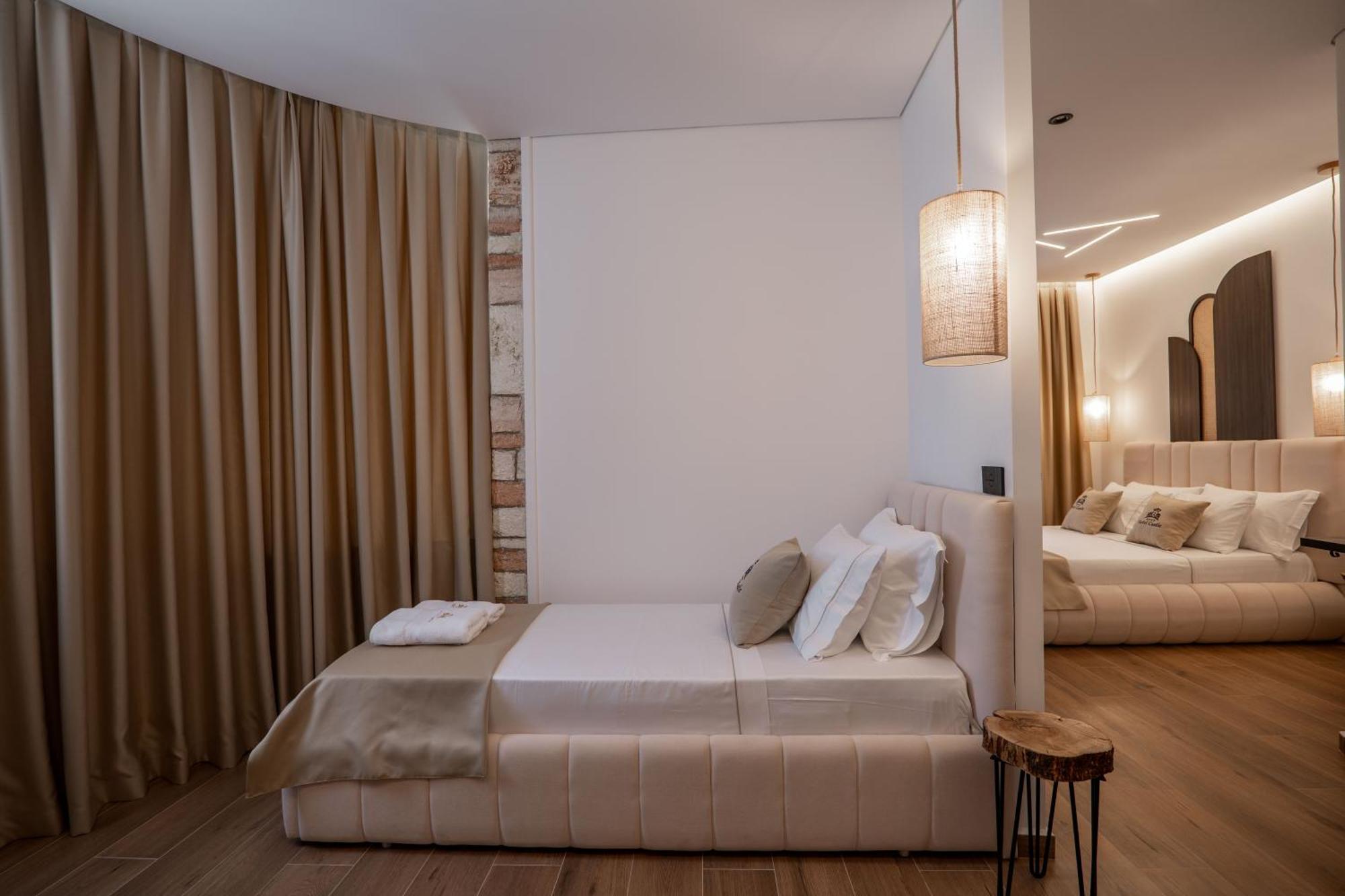 Hotel Castle Εξαμίλιο Εξωτερικό φωτογραφία